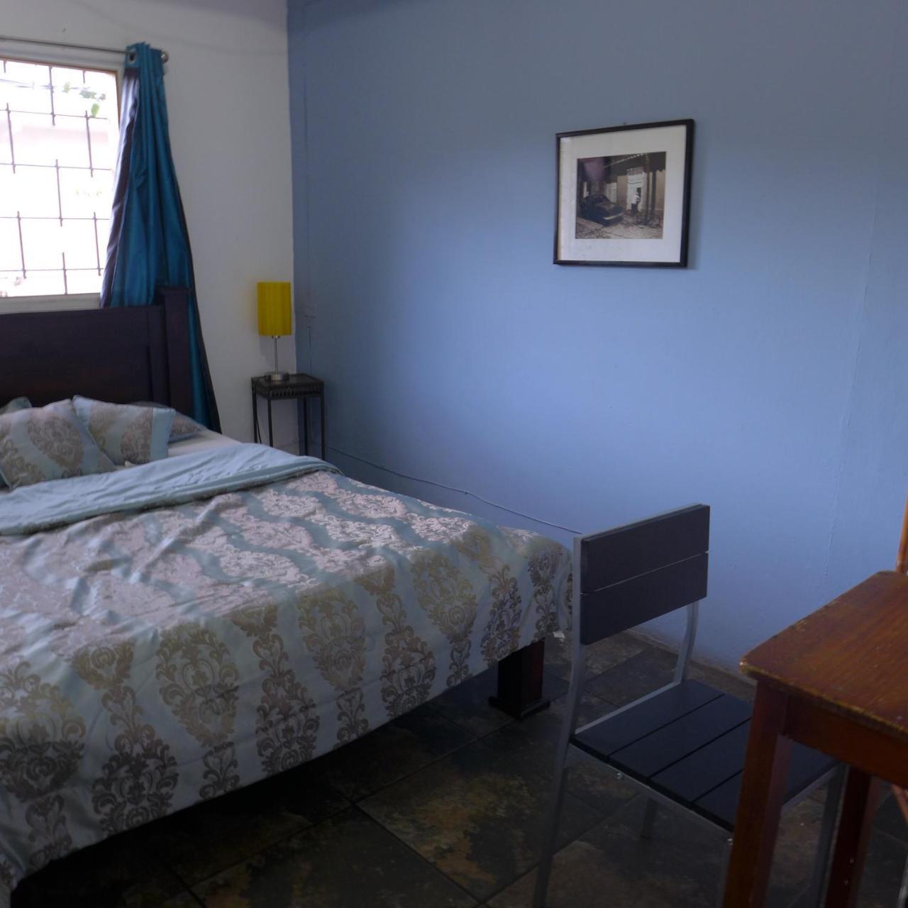 Casa Yoses Hostel Сан-Хосе Экстерьер фото
