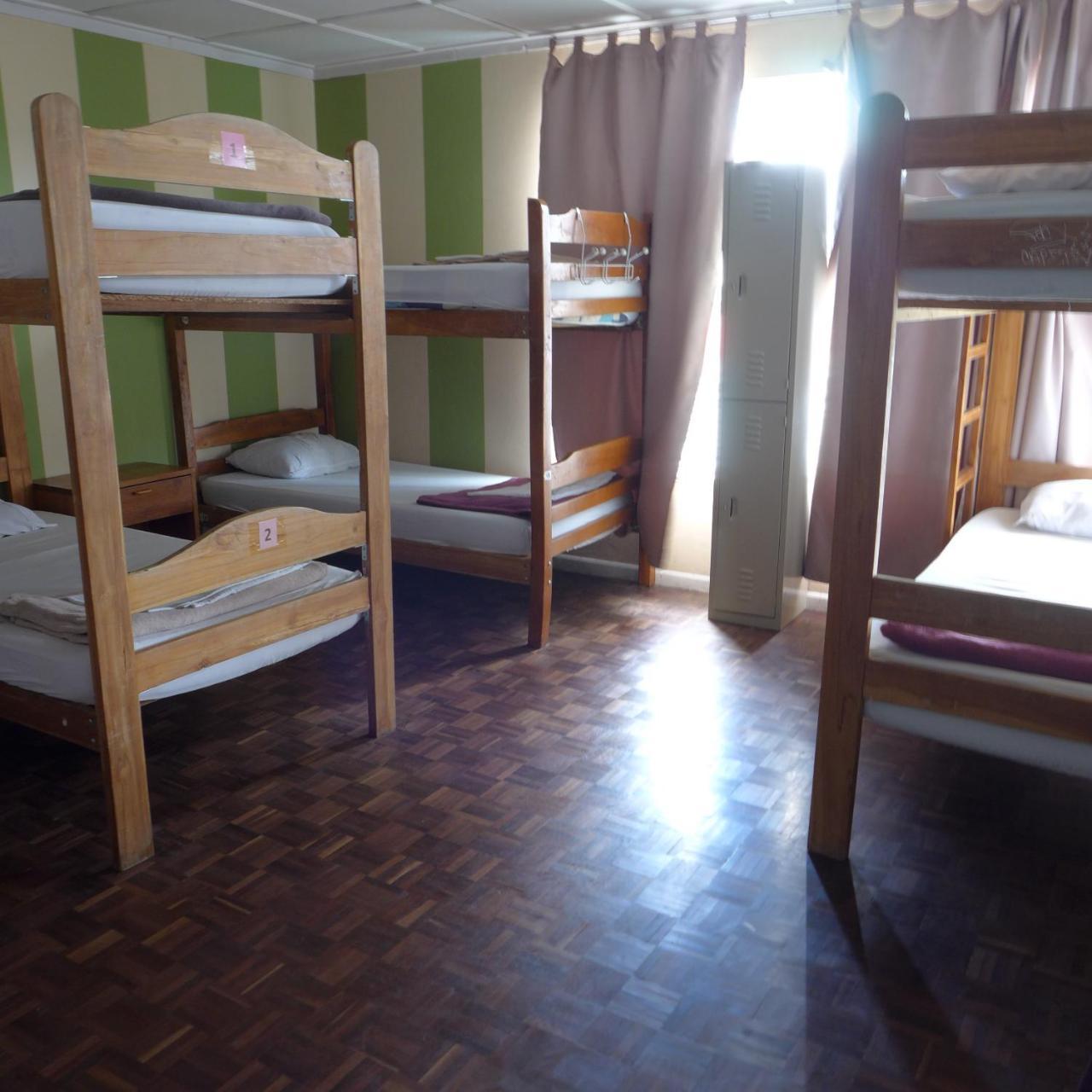 Casa Yoses Hostel Сан-Хосе Экстерьер фото